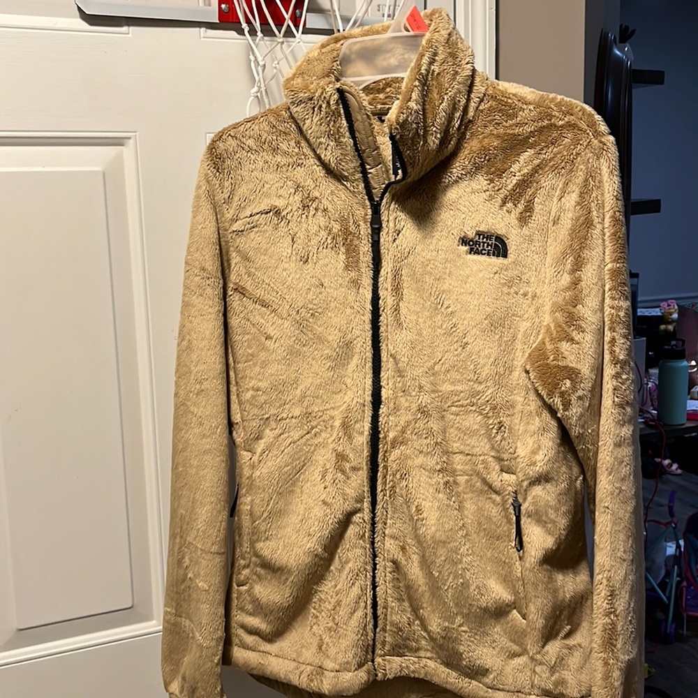 Tan north face osito
